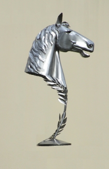 Pferde Kopf Skulptur